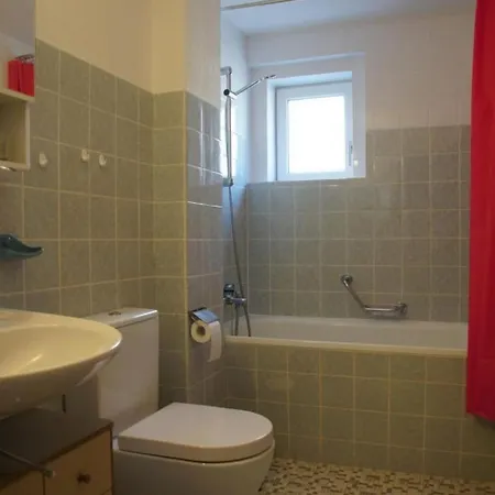 דירה Chesa Clavadels By Interhome פונטרסינה