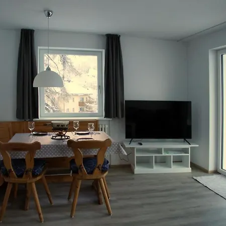 Chesa Clavadels By Interhome Apartamento