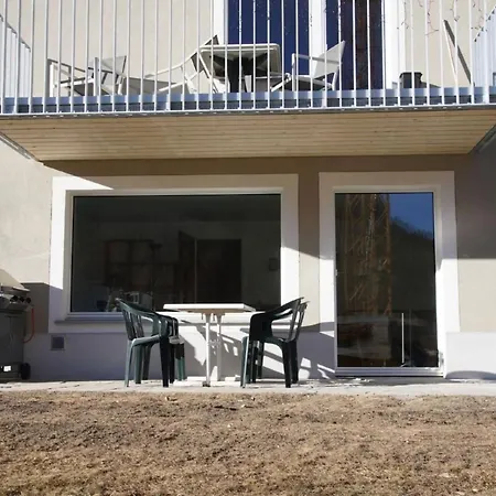 Apartamento Chesa Clavadels By Interhome *